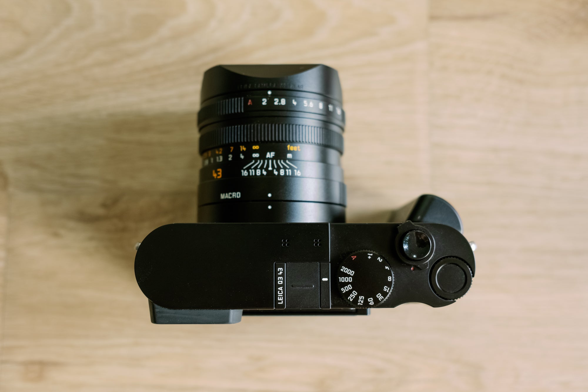 Leica Q3 43
