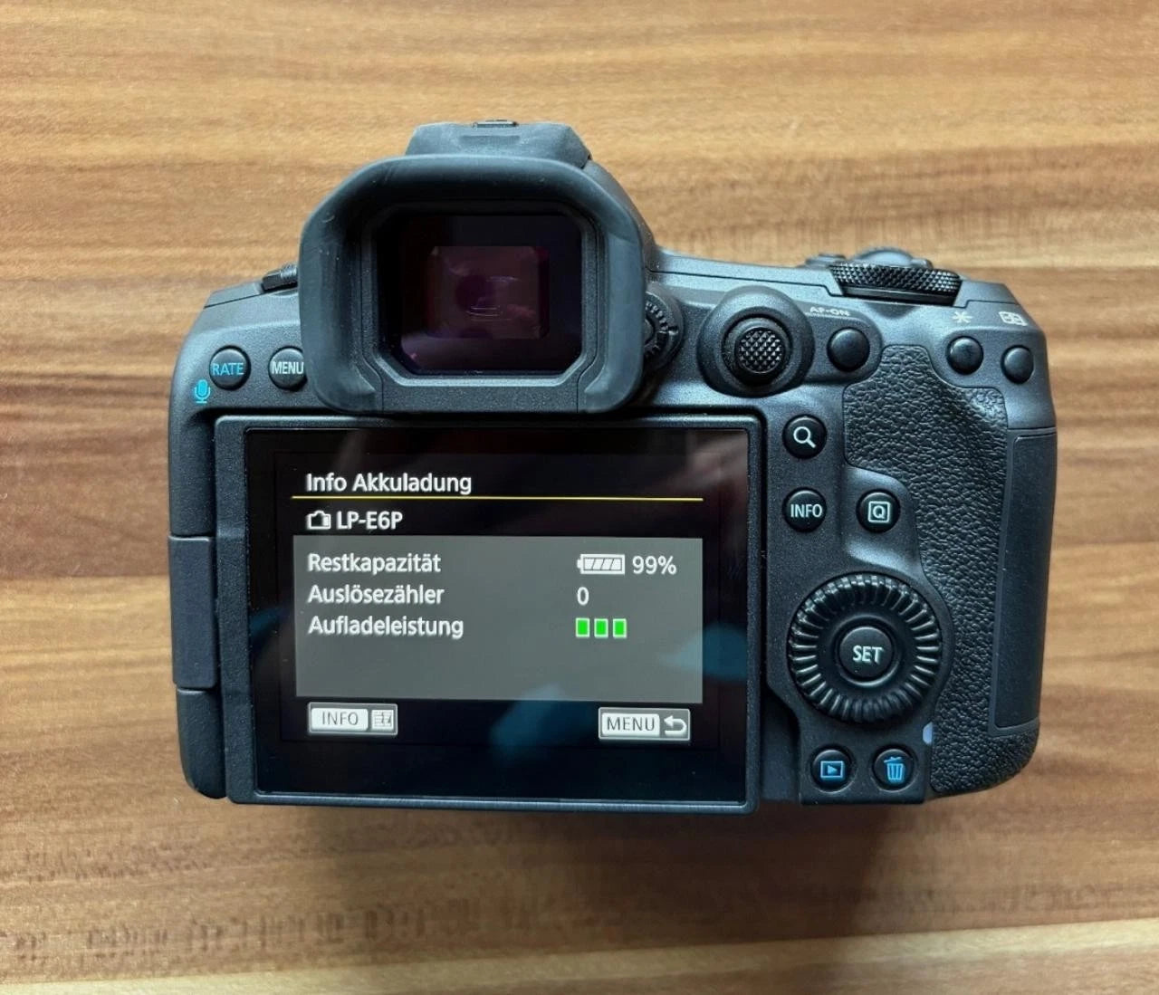 Canon EOS R5 Mark II ,Black, with CMOS 45MP Sensor MINT Condition, Full set