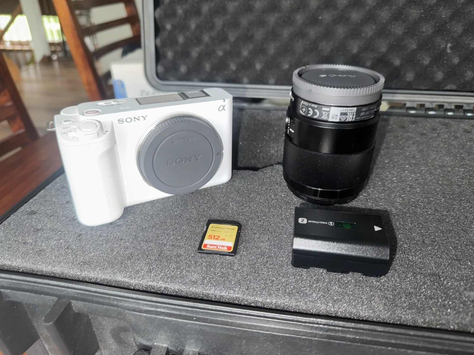 Sony ZV-E1 + SONY FE 35mm F1.8 (SEL35F18F) | SD Card + More
