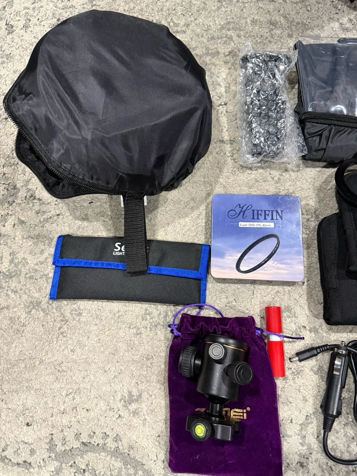 Canon EOS 5D Mark IV Camera lens and Battery Grip Lots Of Extras
