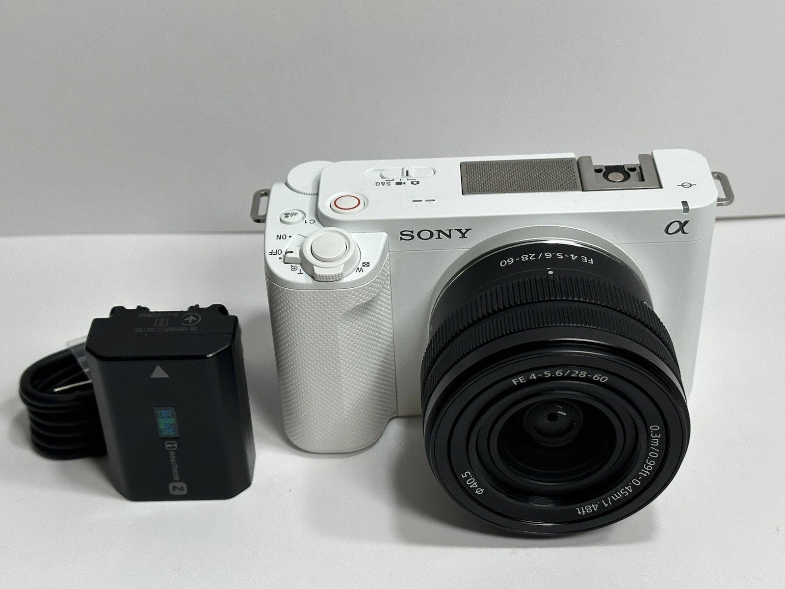 Sony Alpha ZV-E1 4K Mirrorless Camera White (ILCZVE1/B) + 28-60mm Lens