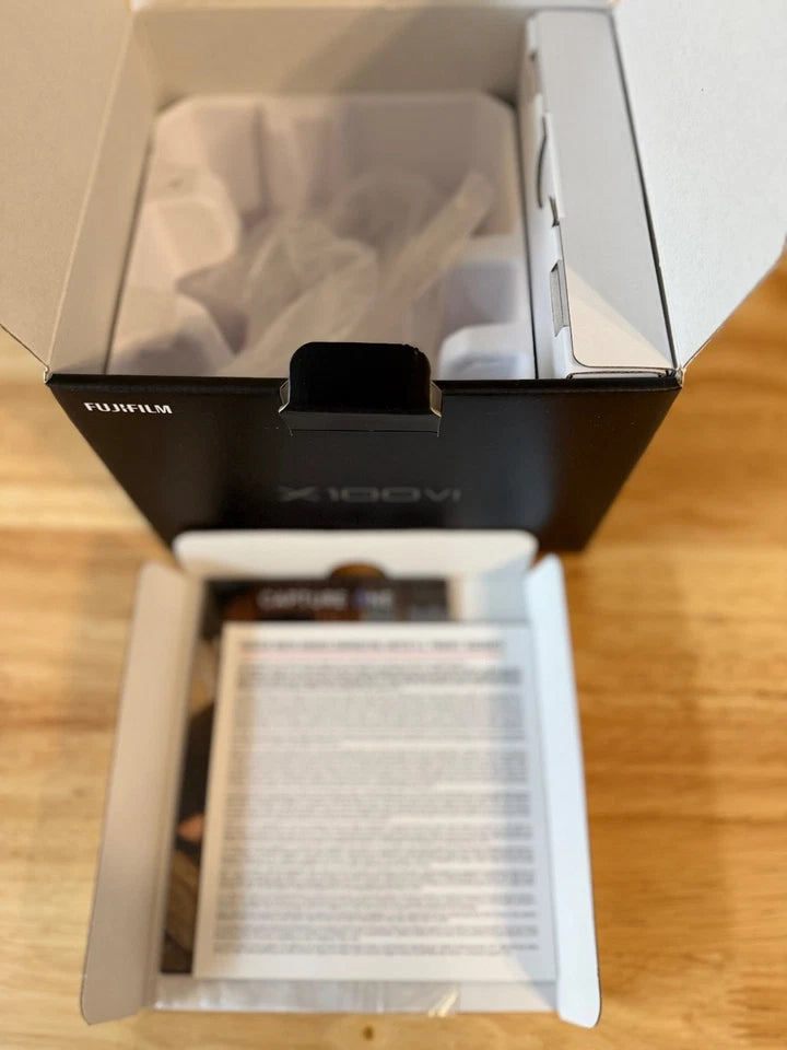 Fujifilm X100VI Digital Camera (Black) – Excellent Condition – Extras Included – 600 Shutter Count