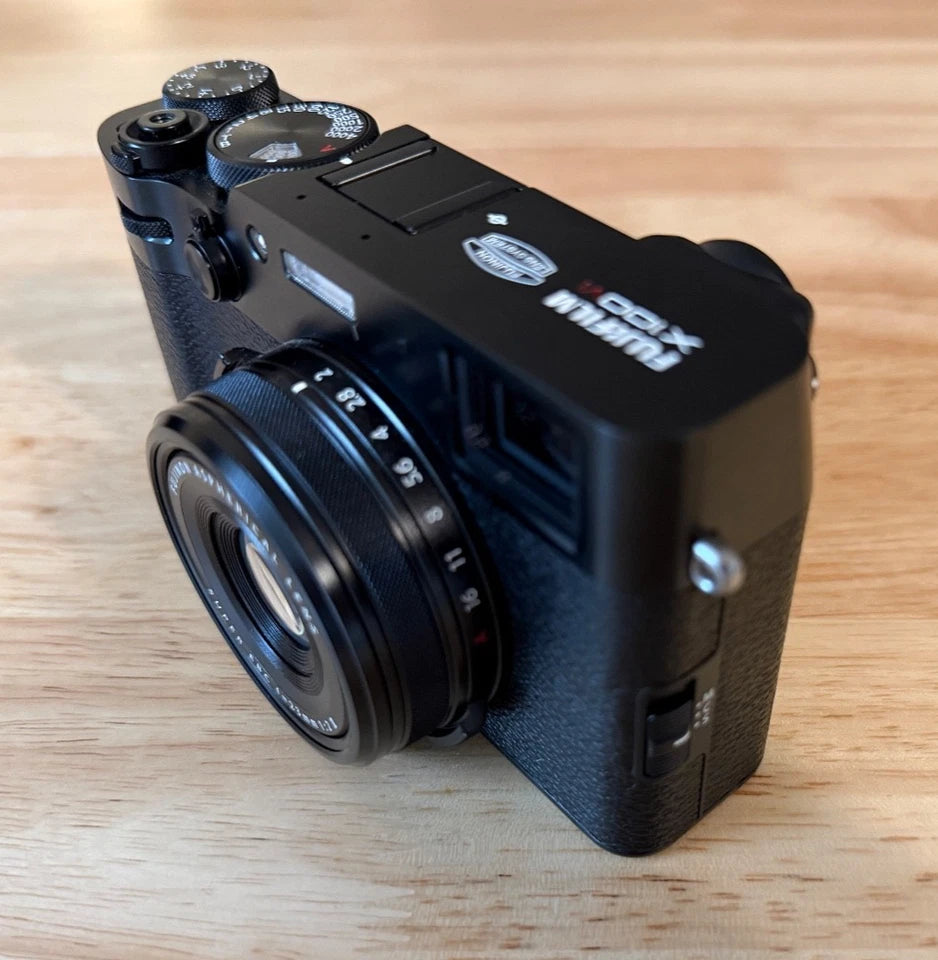 Fujifilm X100VI Digital Camera (Black) – Excellent Condition – Extras Included – 600 Shutter Count