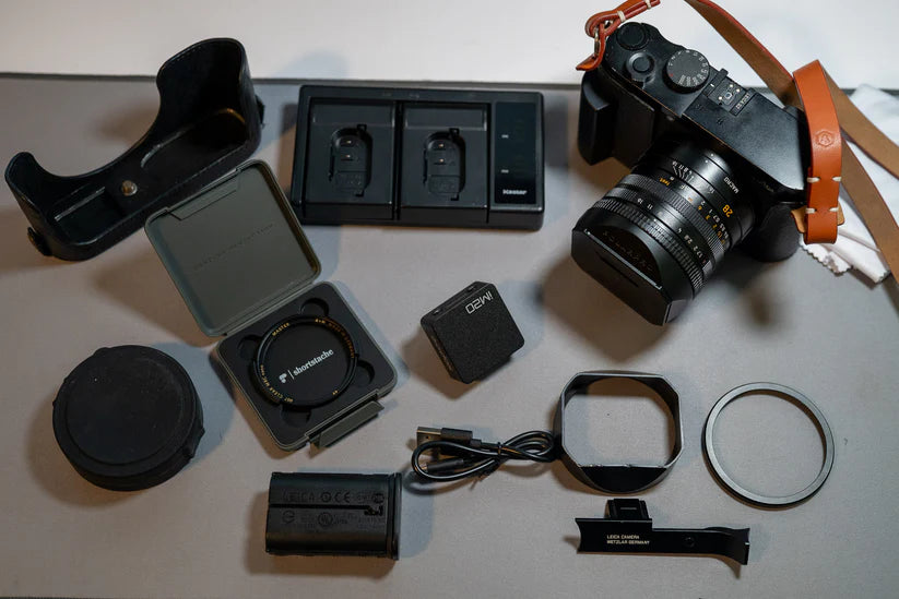 Leica Q2 Monochrom 47.3 MP Digital SLR Camera - Black + Accessories