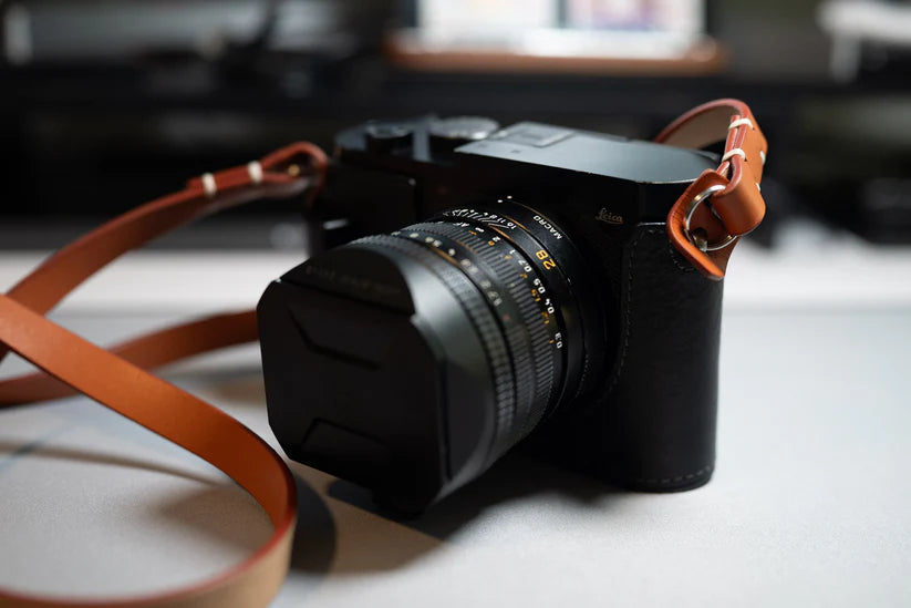 Leica Q2 Monochrom 47.3 MP Digital SLR Camera - Black + Accessories