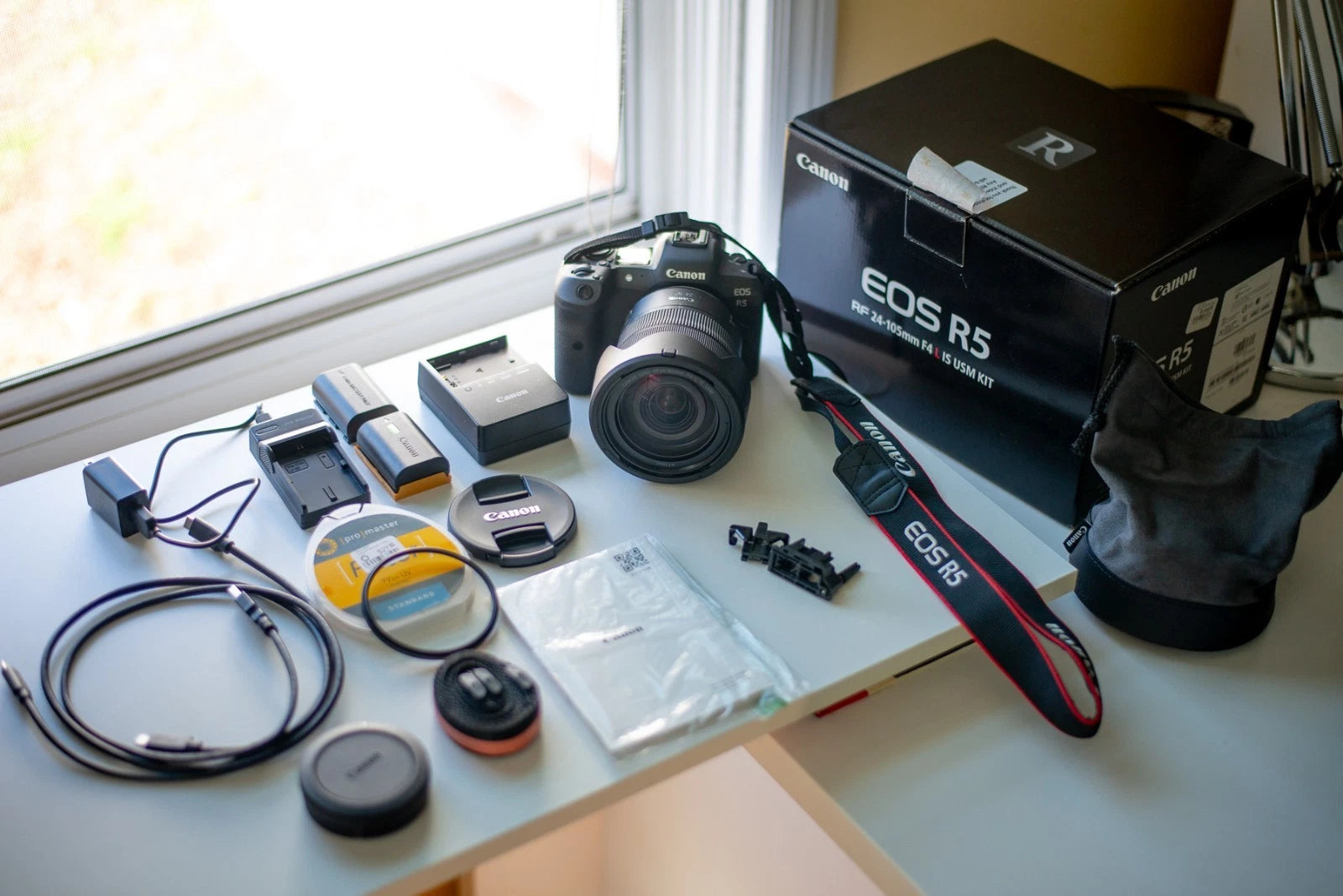 Barely Used Canon EOS R5 45.0MP Mirrorless Camera (RF 24-105mm f/4 L IS USM Lens