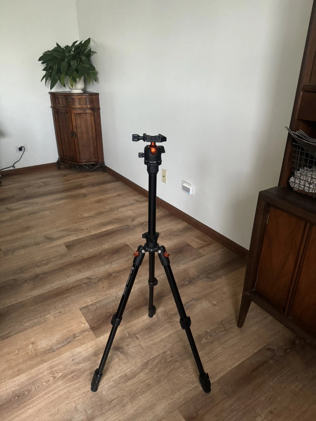 Sony ZV-E1 + SONY FE 35mm F1.8 (SEL35F18F) | SD Card + More