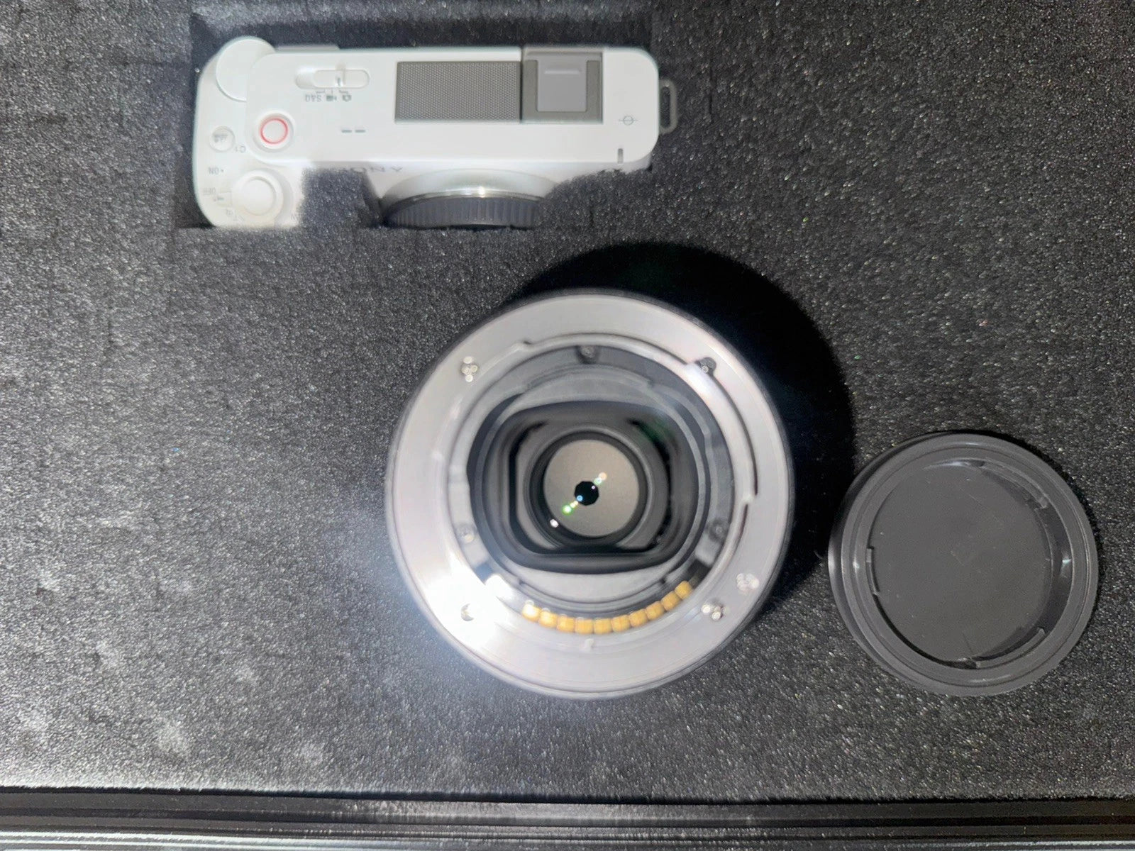 Sony ZV-E1 + SONY FE 35mm F1.8 (SEL35F18F) | SD Card + More